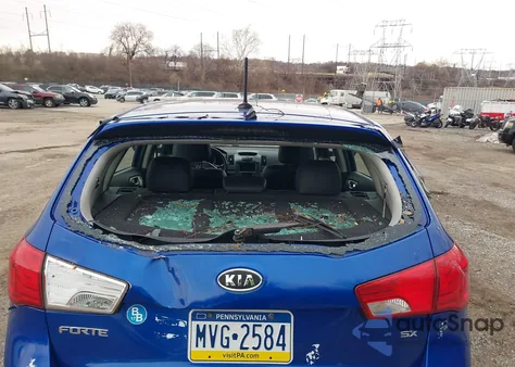 2013 Kia Forte Sx z USA, uszkodzony, nr VIN KNAFW5A37D5692942